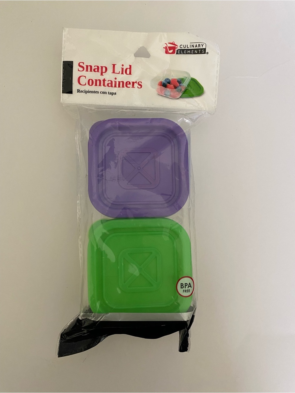 4 BPA free Plastic Containers with Lids